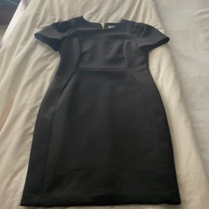 Ultra flattering Calvin Klein dress